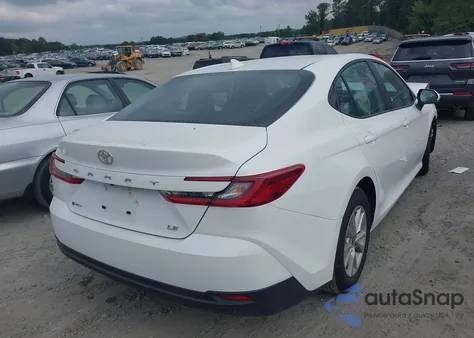 2025 Toyota Camry Le из США, поврежденный, VIN 4T1DAACK9SU593642